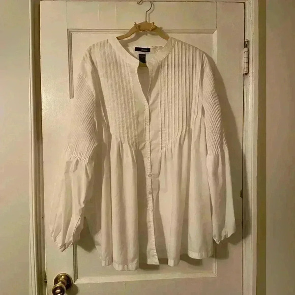 Denim 24/7 Tops - Denim 24 long sleeve white button blouse size 32w.